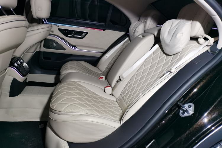 Used Mercedes-Benz S-Class 2021 S 500 L 4MATIC Left Rear Seat