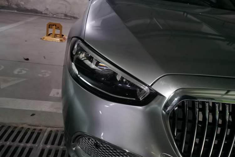 Used Mercedes-Benz S-Class 2021 S 500 L 4MATIC Right Front Headlight