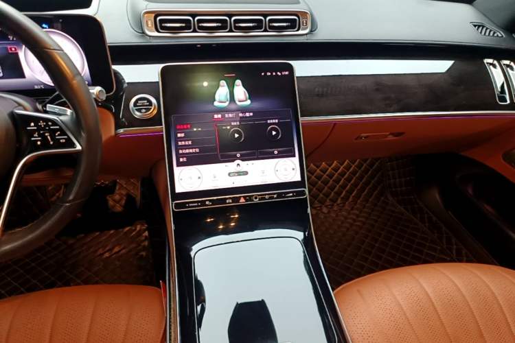 Used Mercedes-Benz S-Class 2022 Restyled S 450 L Audio And AC Panel