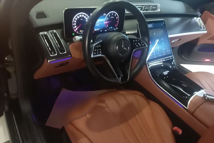 Used Mercedes-Benz S-Class 2022 S 400 L Business Model Center Console