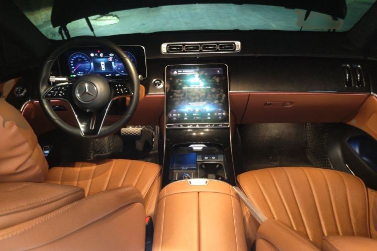 Used Mercedes-Benz S-Class 2022 S 400 L Business Model Center Console