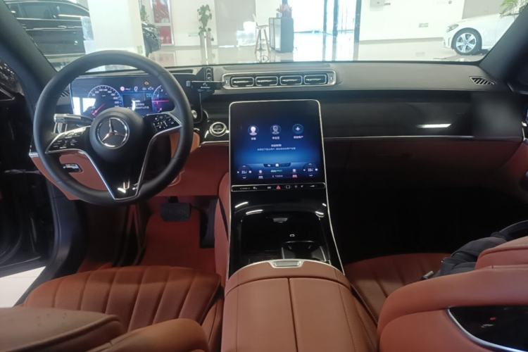 Used Mercedes-Benz S-Class 2022 Restyled S 450 L Center Console