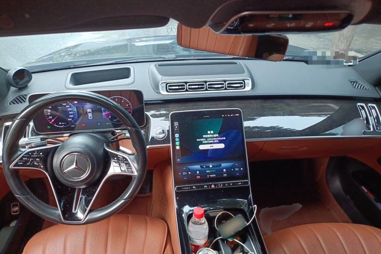 Used Mercedes-Benz S-Class 2022 S 400 L Luxury Model Center Console