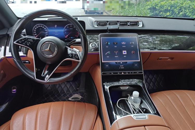 Used Mercedes-Benz S-Class 2022 S 400 L Luxury Model Center Console