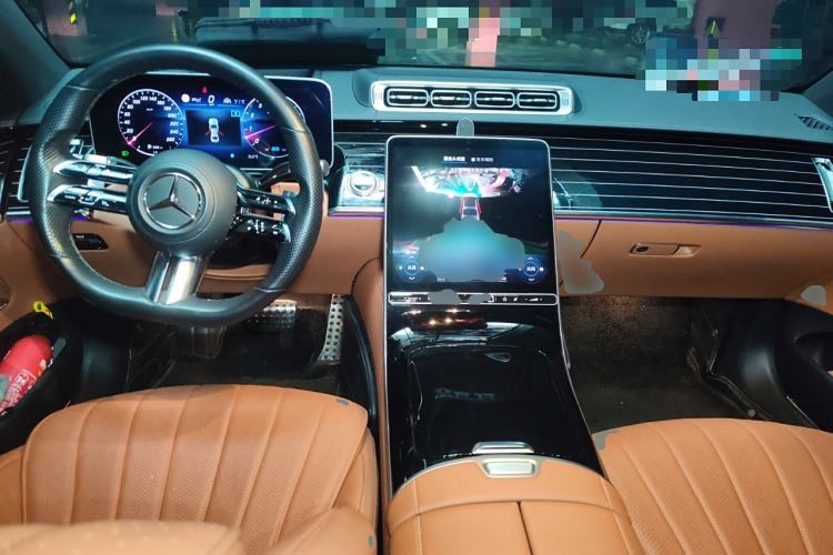 Used Mercedes-Benz S-Class 2022 S 450 L 4MATIC Center Console