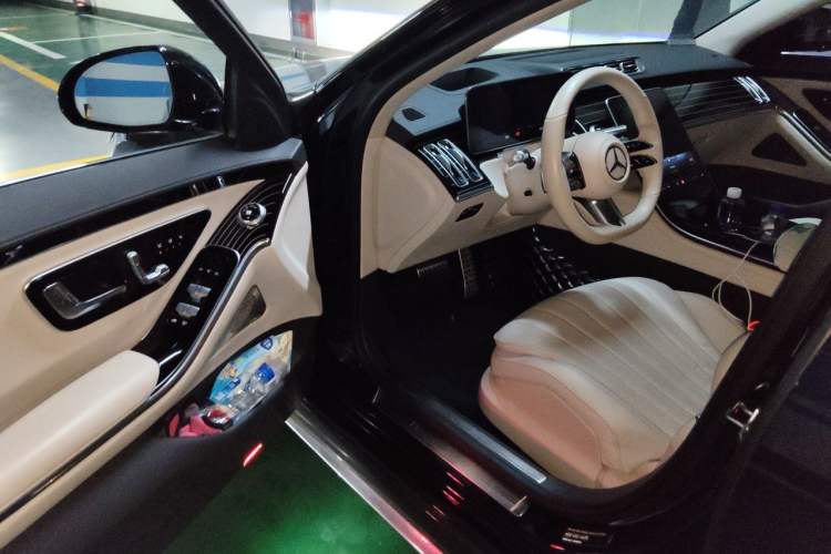 Used Mercedes-Benz S-Class 2022 S 450 L 4MATIC Driver Seat