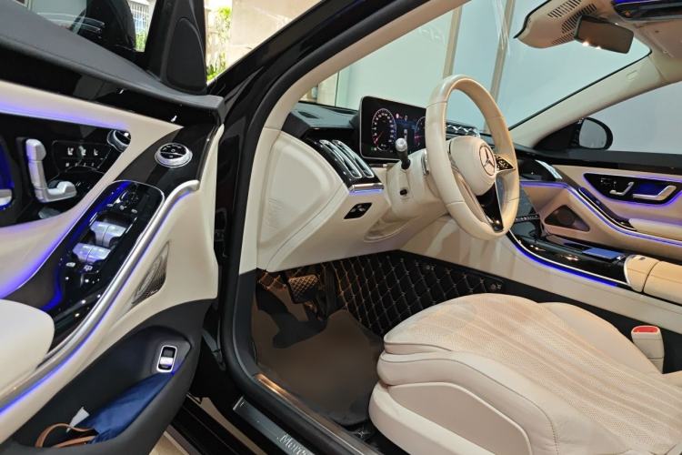 Used Mercedes-Benz S-Class 2022 Revised S 400 L Luxury Edition Driver Seat
