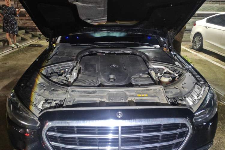 Used Mercedes-Benz S-Class 2022 Revised S 400 L Luxury Edition Engine Bay