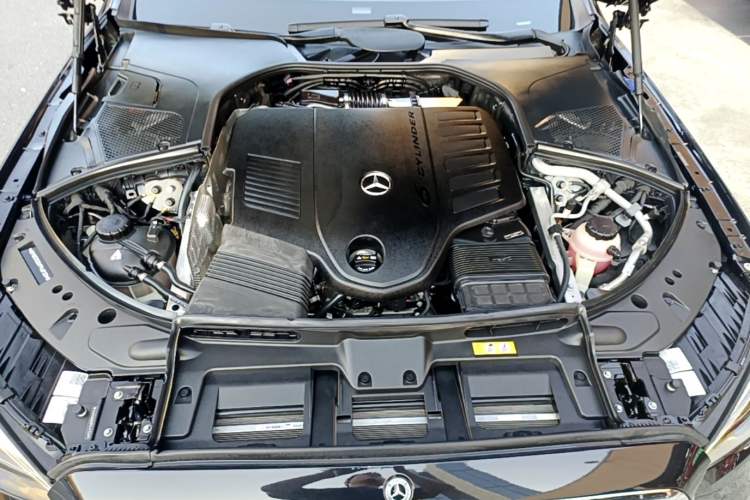 Used Mercedes-Benz S-Class 2022 Refresh S 450 L 4MATIC Engine Bay