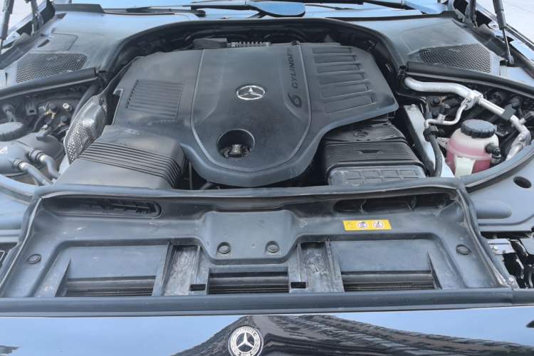 Used Mercedes-Benz S-Class 2022 S 400 L Luxury Model Engine Bay