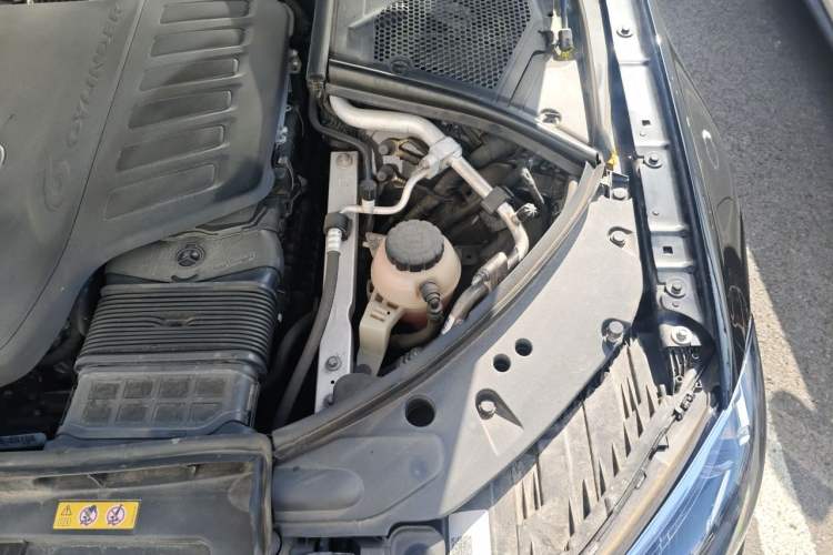 Used Mercedes-Benz S-Class 2022 Revised S 400 L Luxury Edition Engine Bay Left