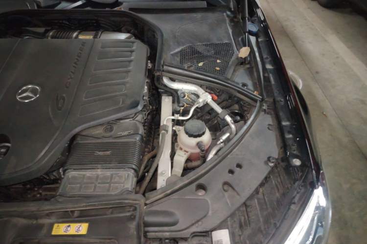 Used Mercedes-Benz S-Class 2022 S 400 L Business Model Engine Bay Left