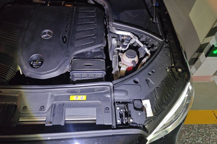 Used Mercedes-Benz S-Class 2022 S 450 L 4MATIC Engine Bay Left