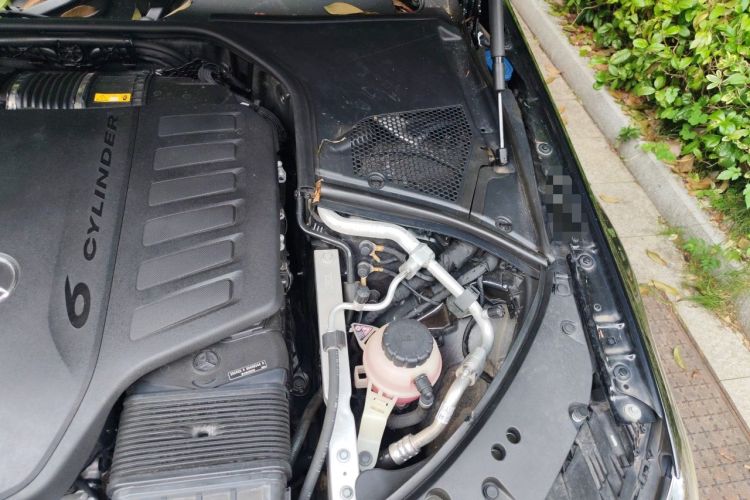 Used Mercedes-Benz S-Class 2022 S 450 L 4MATIC Engine Bay Left
