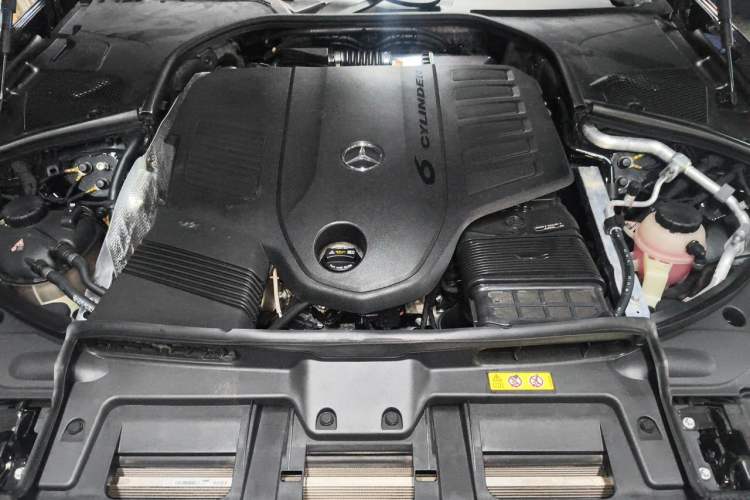 Used Mercedes-Benz S-Class 2022 Revised S 400 L Luxury Edition Engine Bay