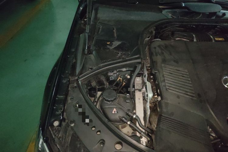 Used Mercedes-Benz S-Class 2022 S 450 L 4MATIC Engine Bay Right