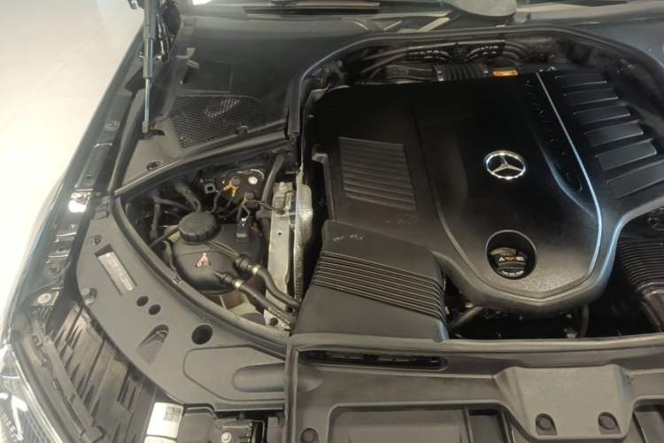 Used Mercedes-Benz S-Class 2022 Restyled S 450 L Engine Bay Right