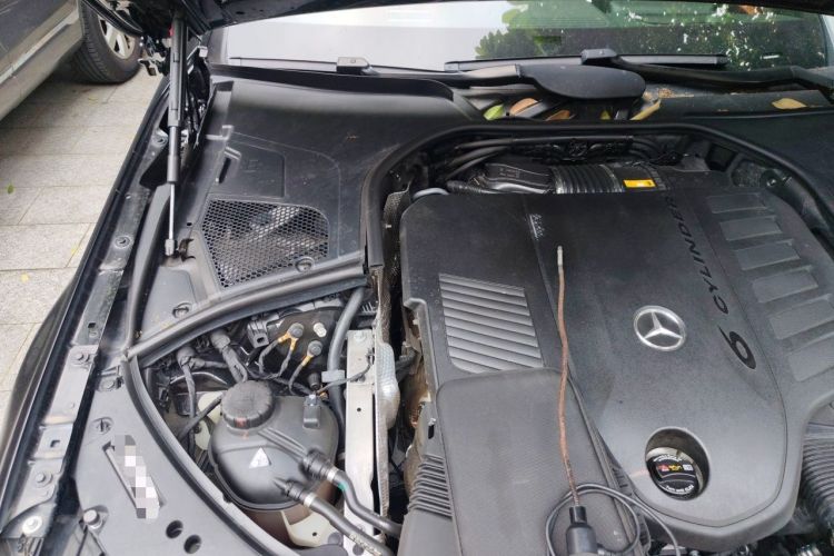 Used Mercedes-Benz S-Class 2022 S 450 L 4MATIC Engine Bay Right