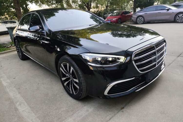 Used Mercedes-Benz S-Class 2022 S 400 L Luxury Model Exterior 1