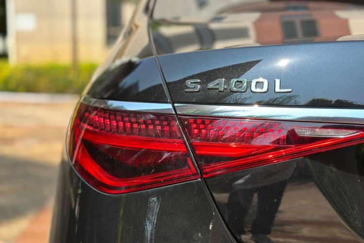 Used Mercedes-Benz S-Class 2022 S 400 L Business Model Exterior 10