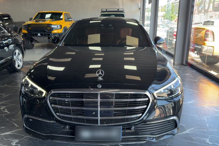 Used Mercedes-Benz S-Class 2022 Revised S 400 L Luxury Edition Exterior 2