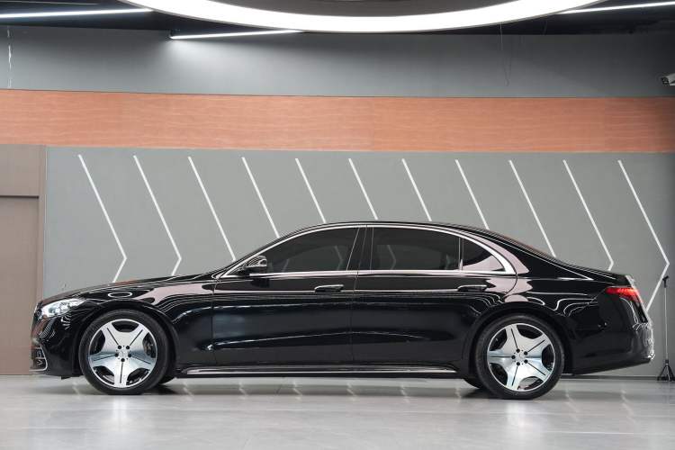 Used Mercedes-Benz S-Class 2022 Refresh S 450 L 4MATIC Exterior 2