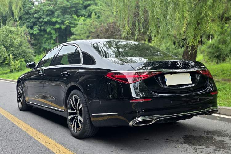Used Mercedes-Benz S-Class 2022 Revised S 400 L Luxury Edition Exterior 3