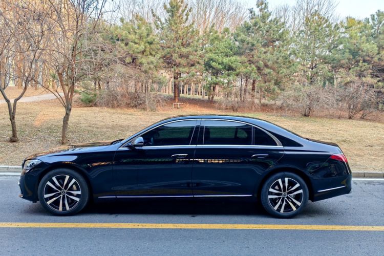 Used Mercedes-Benz S-Class 2022 Revised S 400 L Luxury Edition Exterior 3
