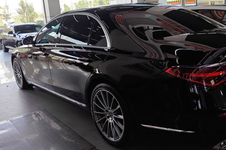 Used Mercedes-Benz S-Class 2022 S 400 L Business Model Exterior 3