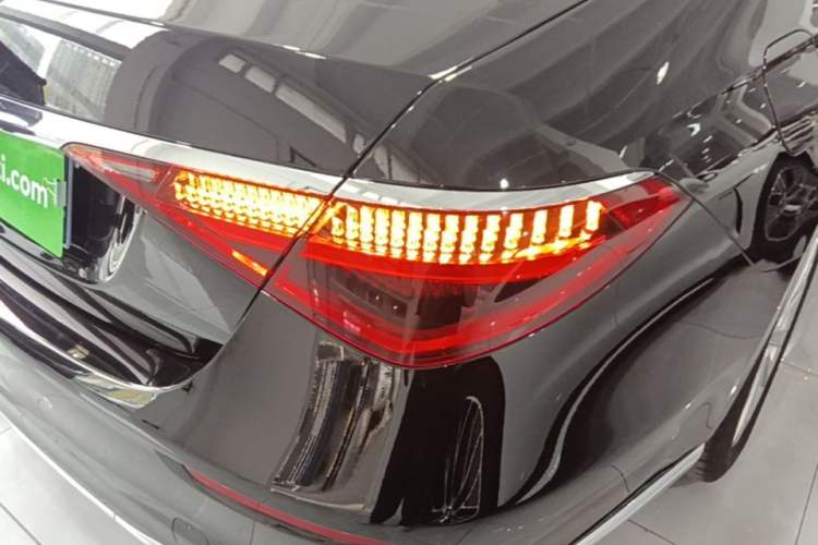 Used Mercedes-Benz S-Class 2022 S 400 L Business Model Exterior 3