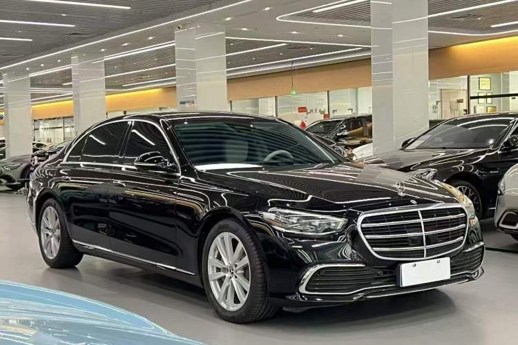 Used Mercedes-Benz S-Class 2022 Revised S 400 L Business Version Exterior 4
