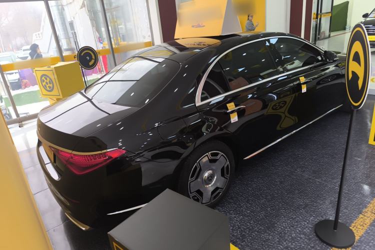 Used Mercedes-Benz S-Class 2022 Revised S 400 L Business Version Exterior 5