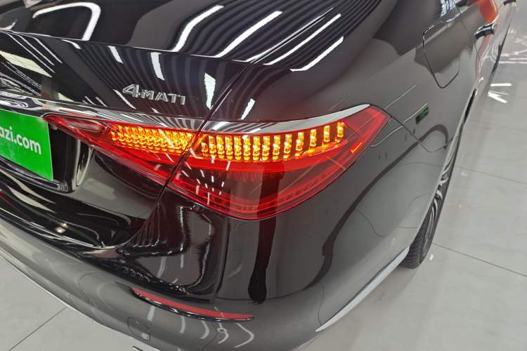Used Mercedes-Benz S-Class 2022 S 400 L Luxury Model Exterior 6