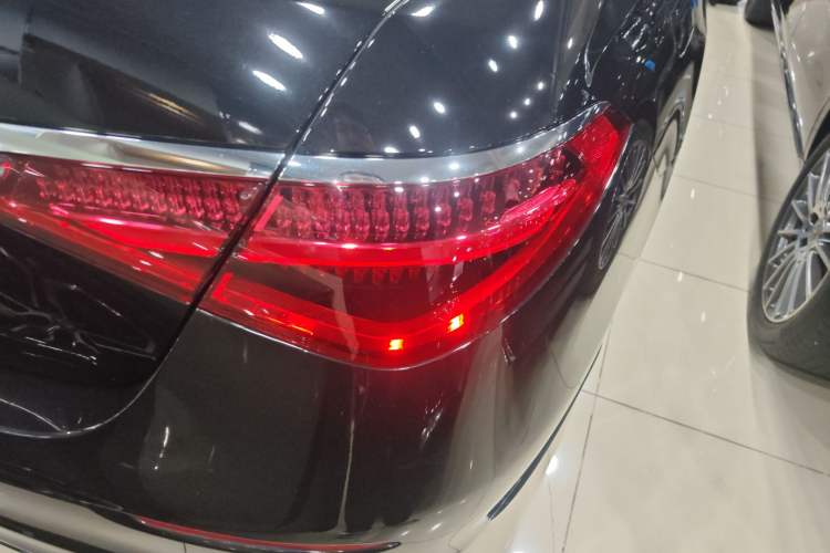 Used Mercedes-Benz S-Class 2022 Revised S 400 L Luxury Edition Exterior 6