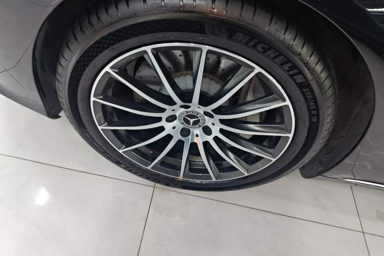 Used Mercedes-Benz S-Class 2022 S 400 L Luxury Model Exterior 7