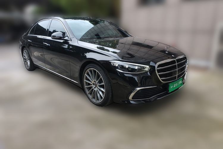 Used Mercedes-Benz S-Class 2022 Revised S 400 L Luxury Edition Front Right 45 Deg