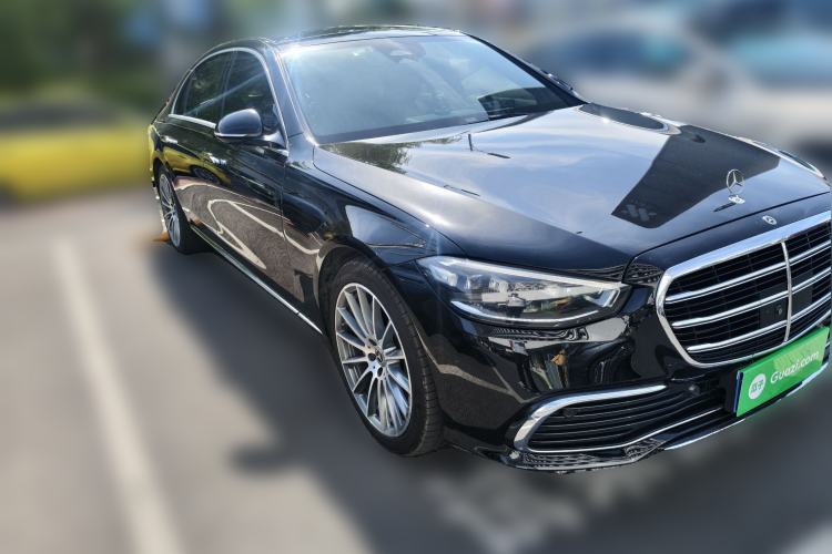 Used Mercedes-Benz S-Class 2022 Revised S 400 L Luxury Edition Front Right 45 Deg