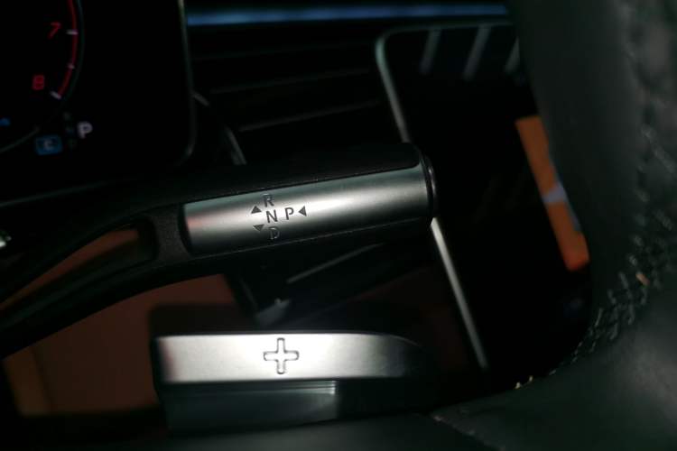 Used Mercedes-Benz S-Class 2022 Revised S 400 L Business Version Gear Lever
