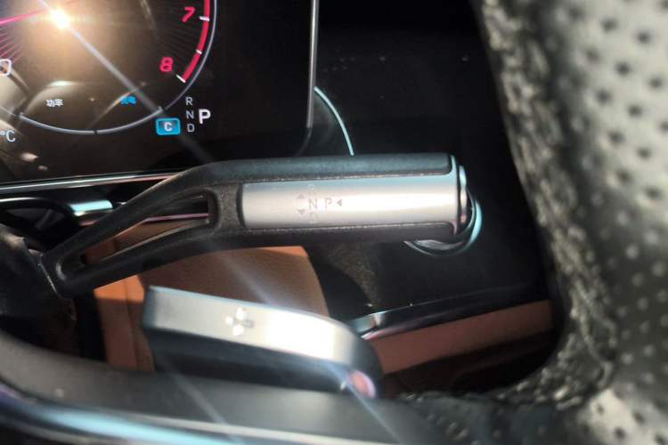 Used Mercedes-Benz S-Class 2022 Revised S 400 L Luxury Edition Gear Lever