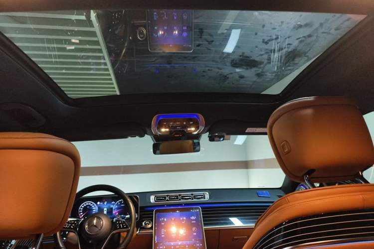 Used Mercedes-Benz S-Class 2022 S 400 L Luxury Model Headliner