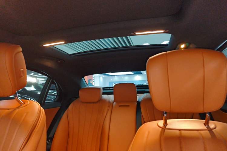 Used Mercedes-Benz S-Class 2022 S 400 L Business Model Headliner