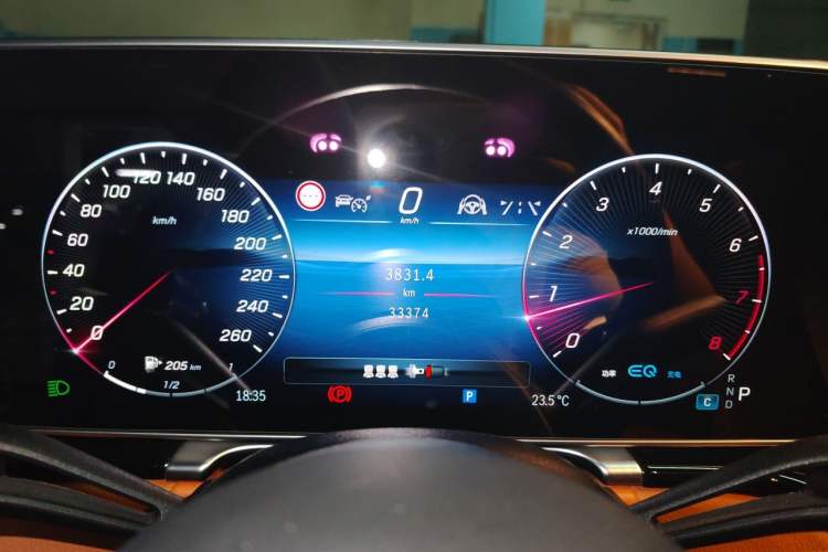Used Mercedes-Benz S-Class 2022 Restyled S 500 L 4MATIC Instrument Cluster