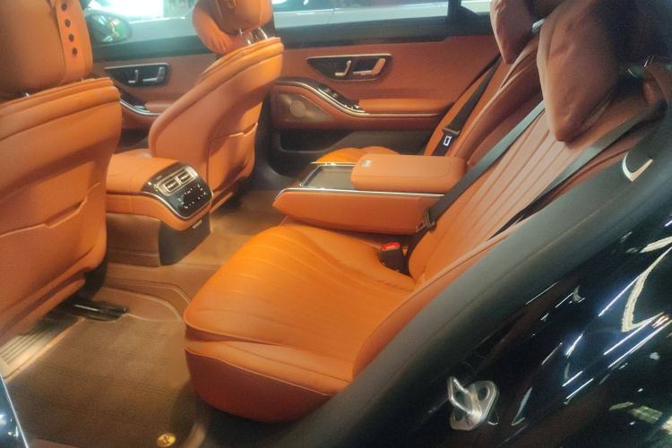 Used Mercedes-Benz S-Class 2022 S 400 L Business Model Interior 1