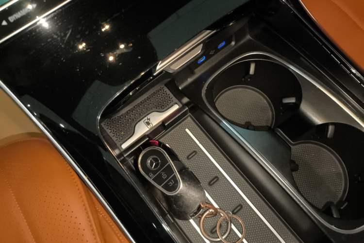 Used Mercedes-Benz S-Class 2022 Revised S 400 L Business Version Interior 1