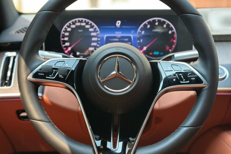 Used Mercedes-Benz S-Class 2022 S 400 L Business Model Interior 1