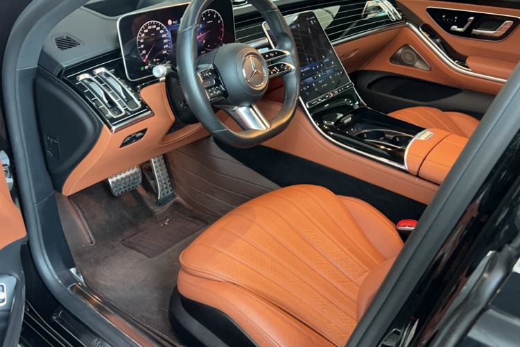 Used Mercedes-Benz S-Class 2022 S 450 L 4MATIC Interior 1