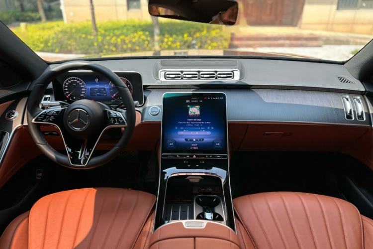 Used Mercedes-Benz S-Class 2022 S 400 L Business Model Interior 10