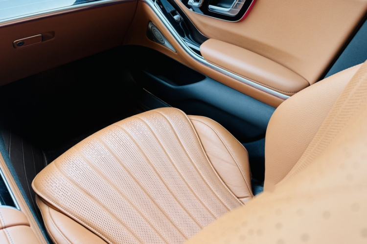 Used Mercedes-Benz S-Class 2022 S 450 L 4MATIC Interior 11