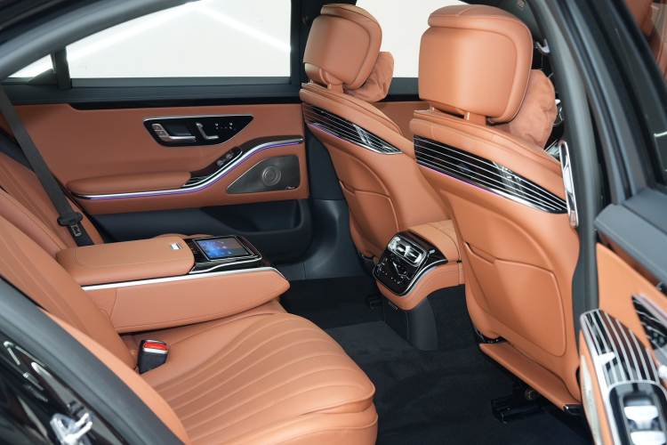 Used Mercedes-Benz S-Class 2022 Refresh S 450 L 4MATIC Interior 13