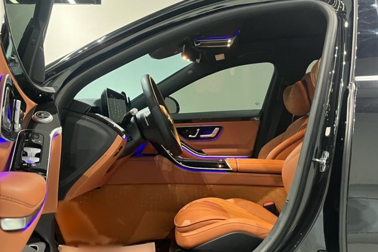 Used Mercedes-Benz S-Class 2022 Revised S 400 L Luxury Edition Interior 2